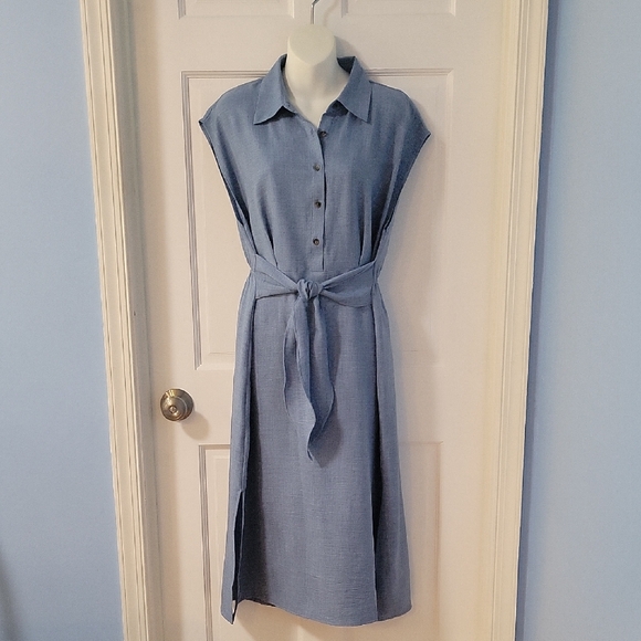 Emma & Michele Dresses & Skirts - Emma & Michele Light Blue Sleeveless Midi Shirt Dress with Waist Tie